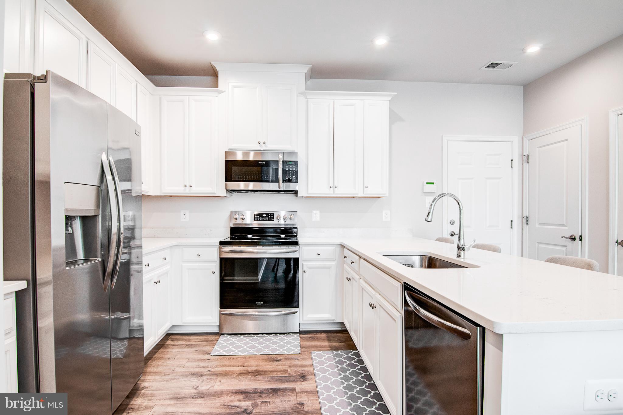 3710 RICHMOND RUN 201