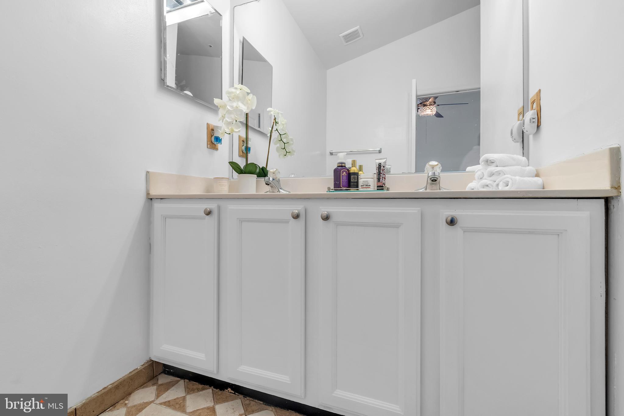 6210 CEDAR POST DRIVE