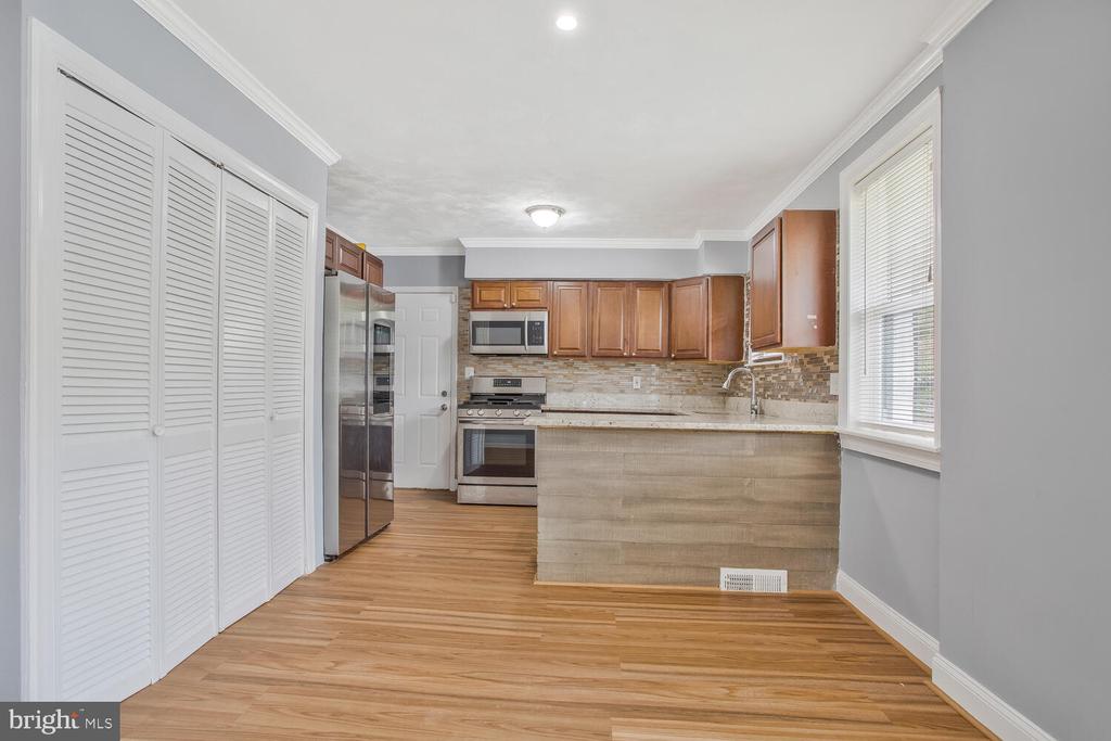 7921 ALLENDALE