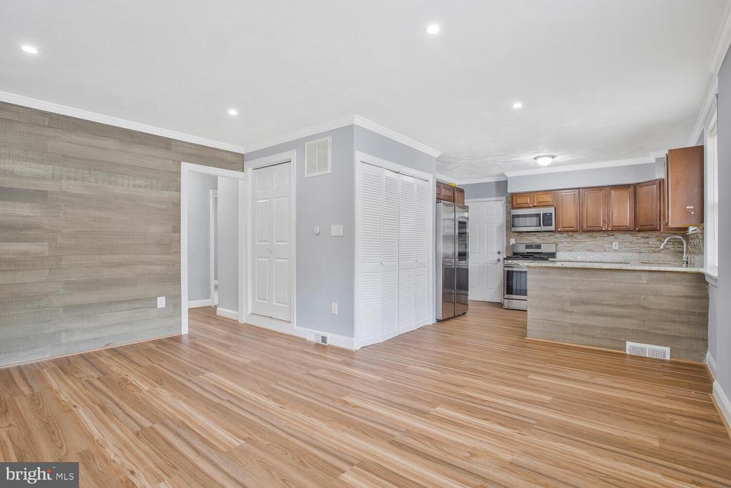 7921 ALLENDALE