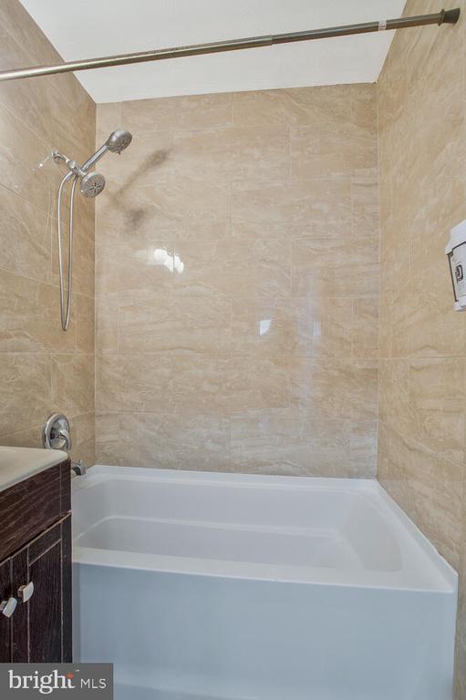 7921 ALLENDALE