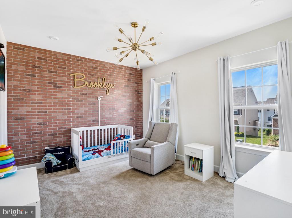 3804 GENTLE BREEZE DRIVE