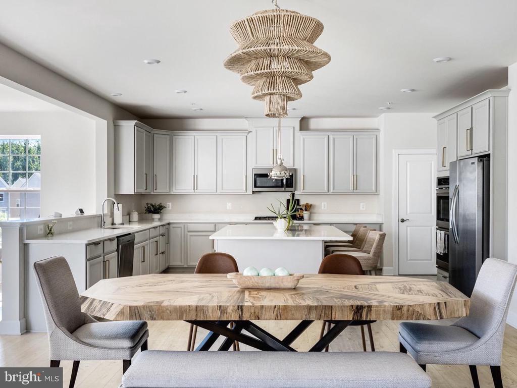 3804 GENTLE BREEZE DRIVE