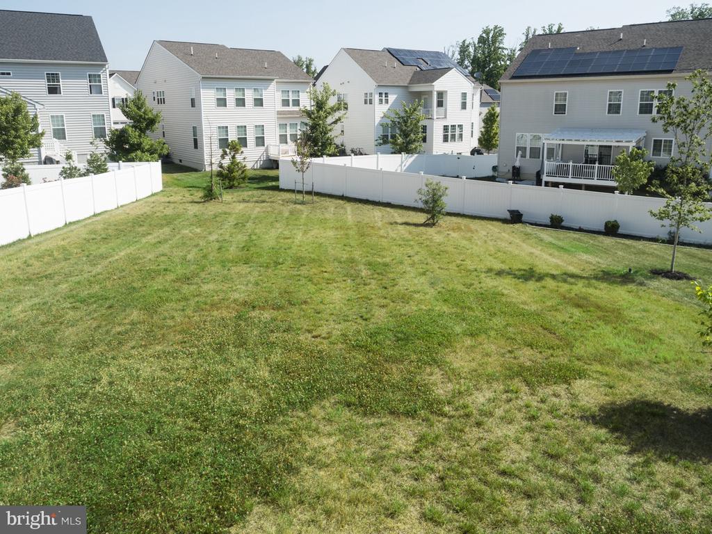 3804 GENTLE BREEZE DRIVE