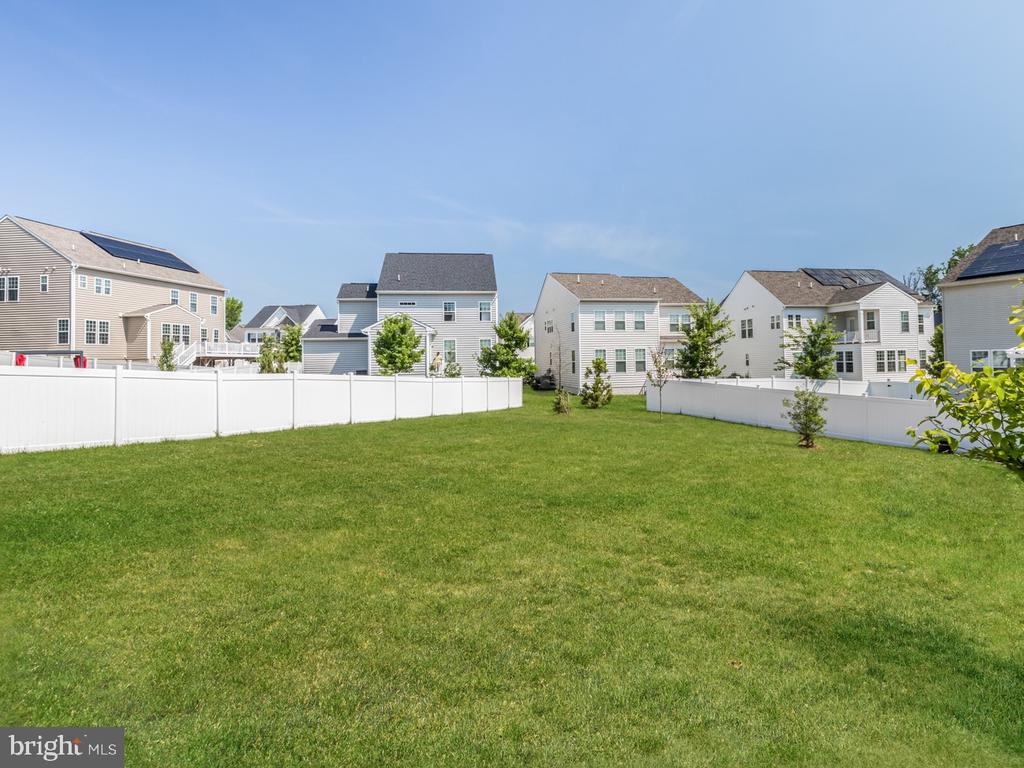 3804 GENTLE BREEZE DRIVE