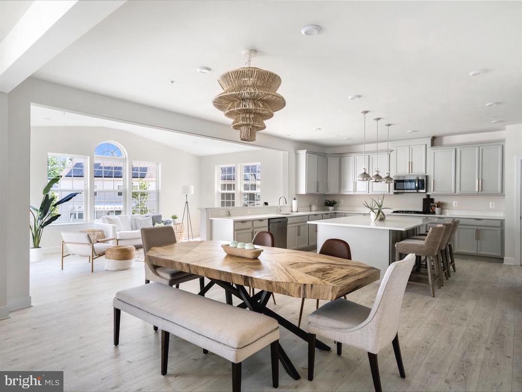3804 GENTLE BREEZE DRIVE