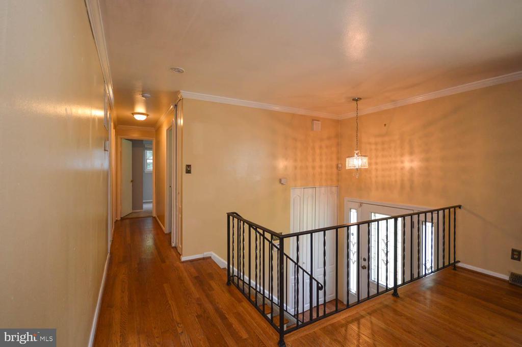 13104 CLARION COURT