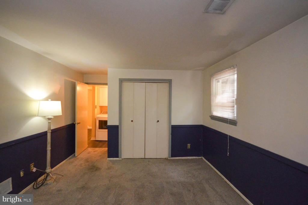 13104 CLARION COURT