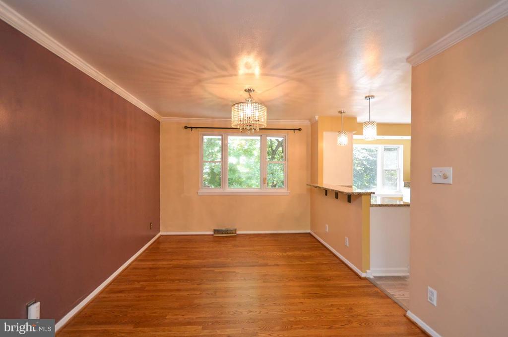 13104 CLARION COURT