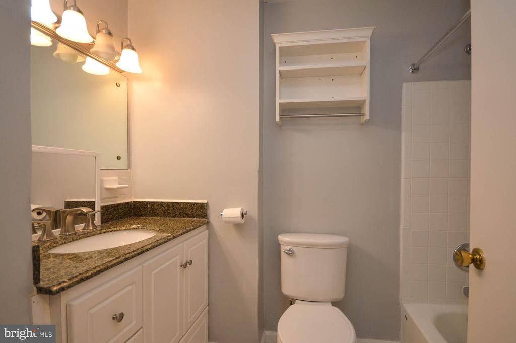 13104 CLARION COURT