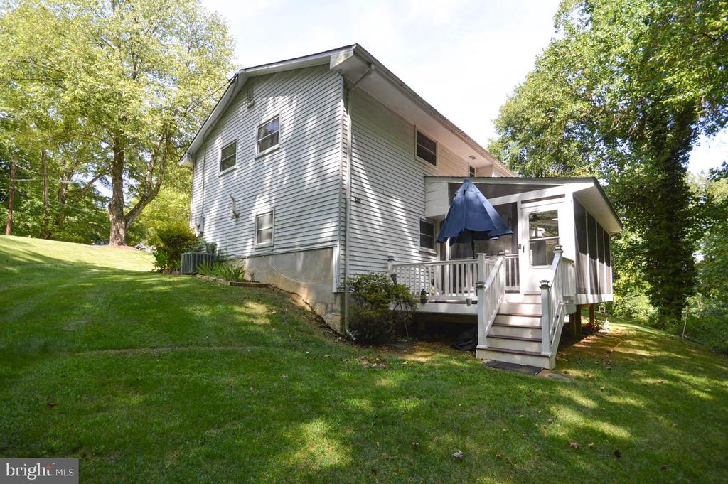 13104 CLARION COURT