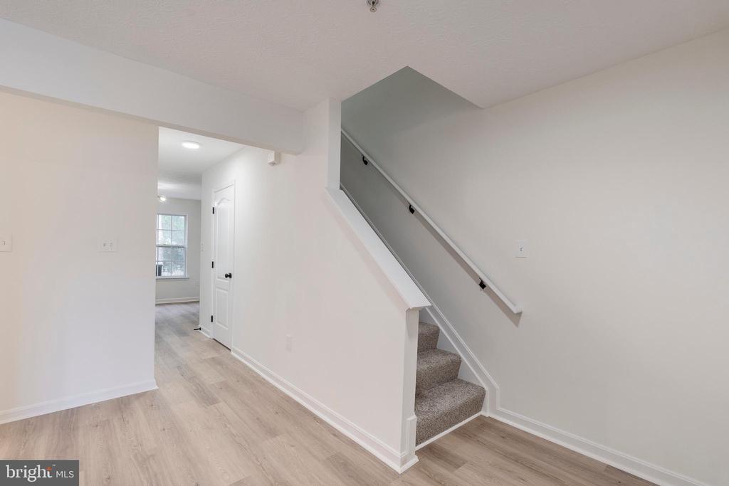 7108 WILDROSE COURT