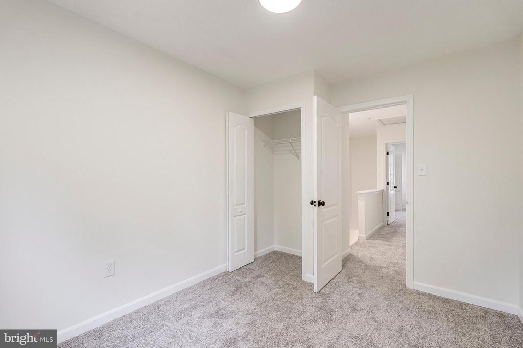 7108 WILDROSE COURT