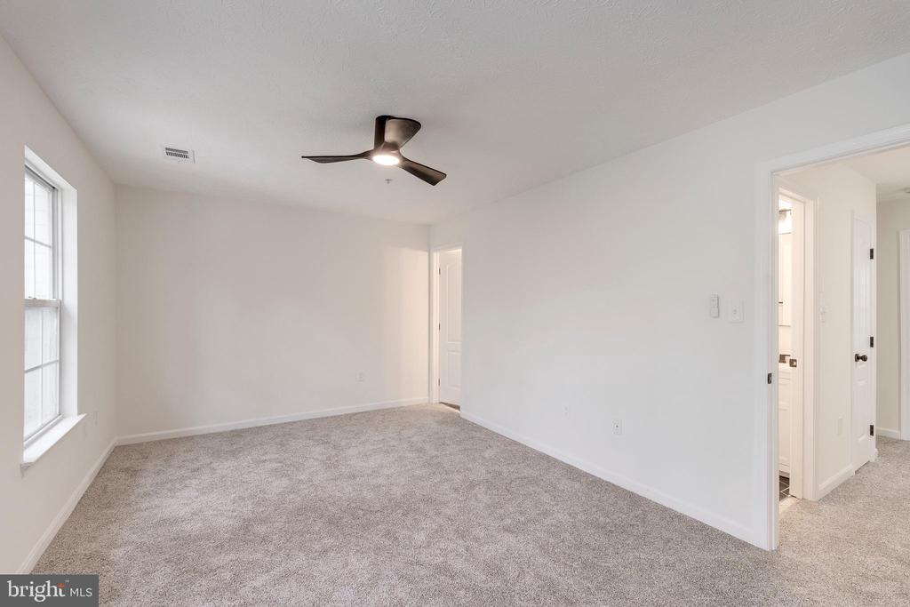 7108 WILDROSE COURT