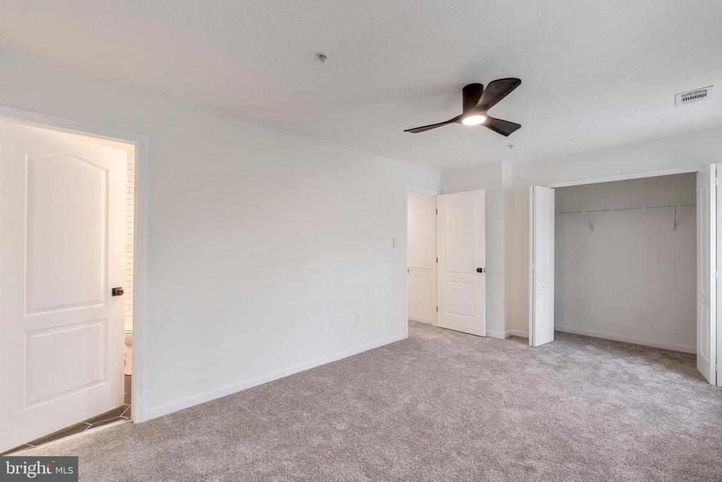 7108 WILDROSE COURT