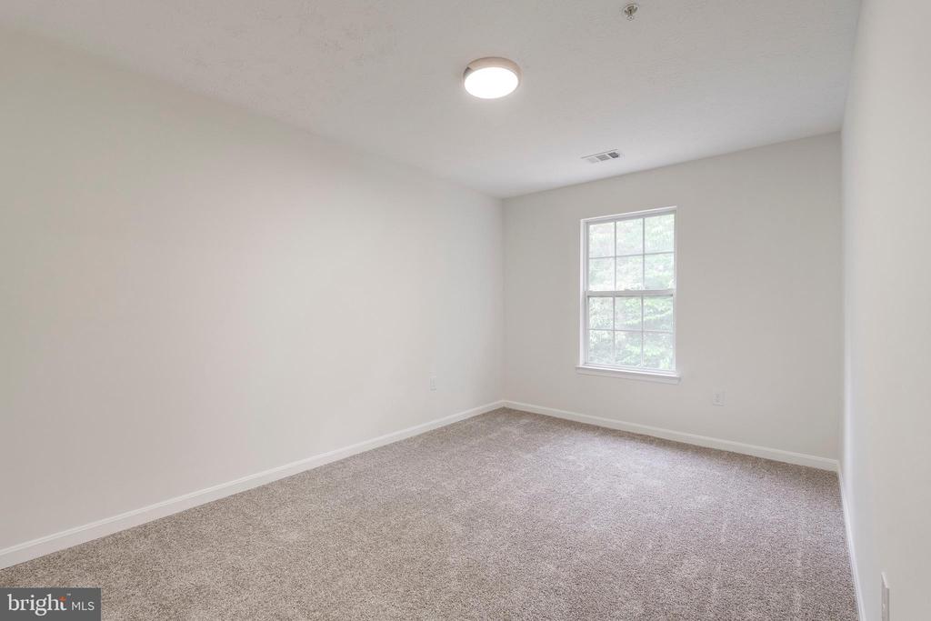 7108 WILDROSE COURT