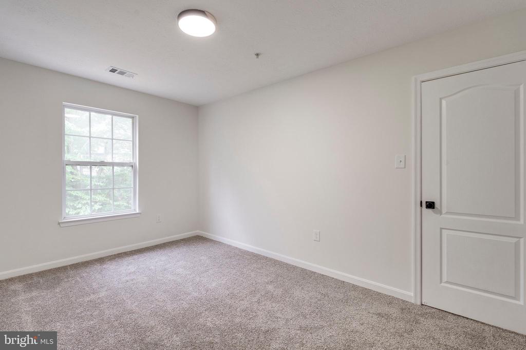 7108 WILDROSE COURT