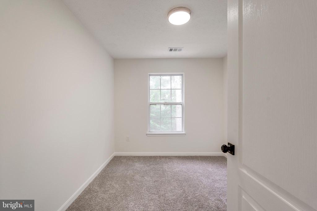 7108 WILDROSE COURT