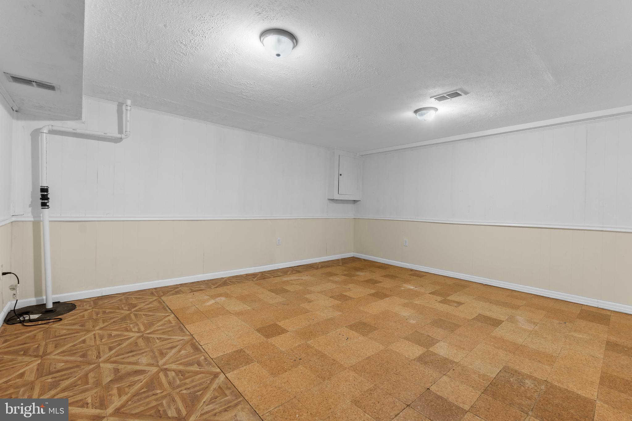 5117 CLACTON AVENUE 74