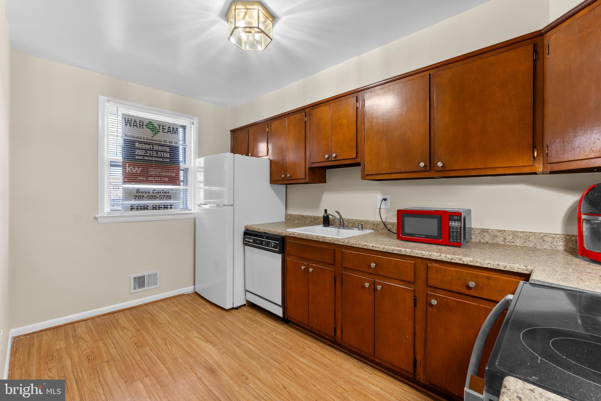 5117 CLACTON AVENUE 74