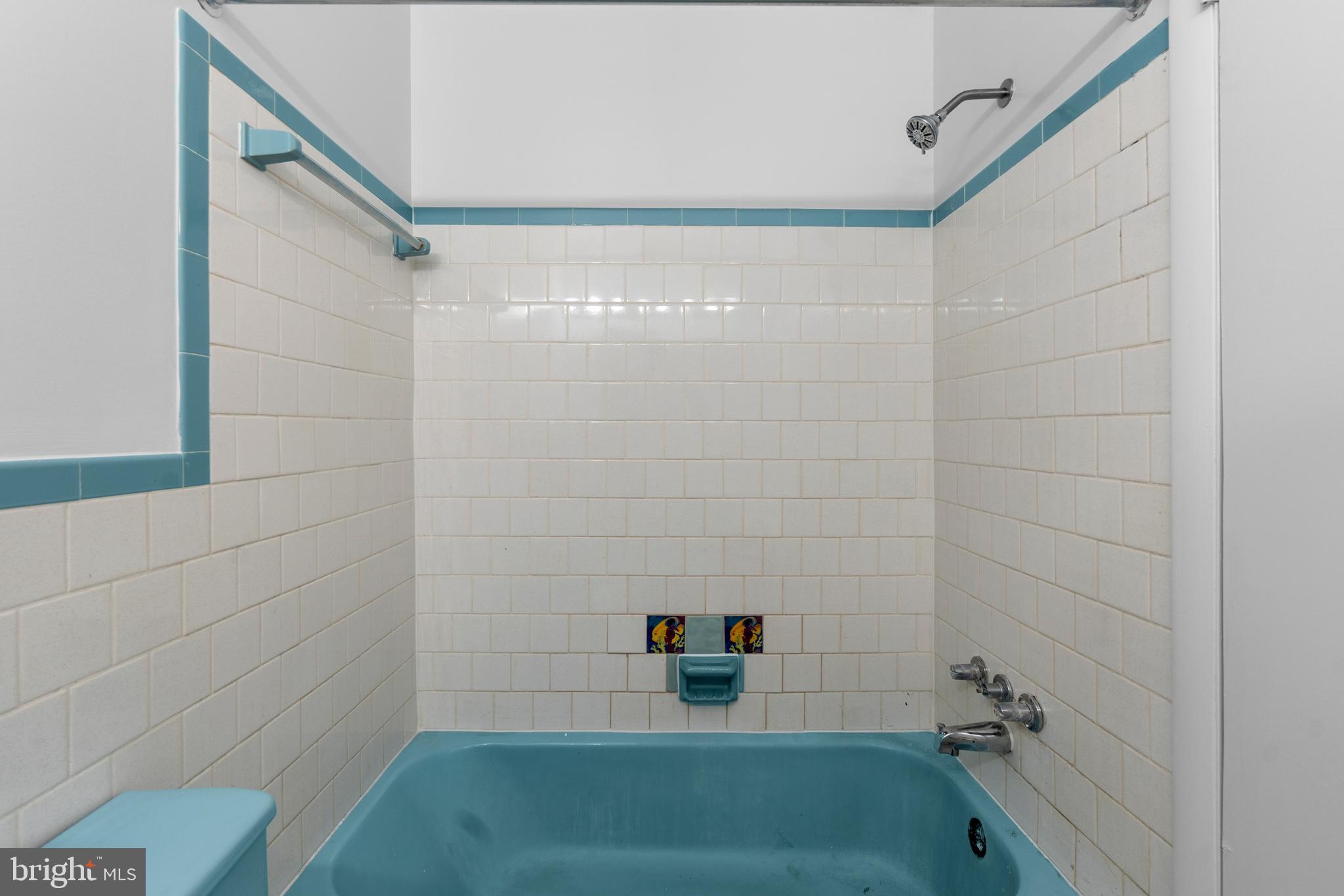 5117 CLACTON AVENUE 74