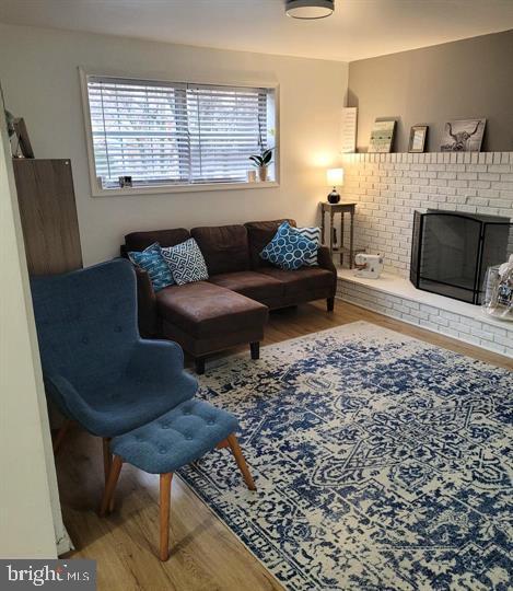 1111 ELLINGWOOD DRIVE