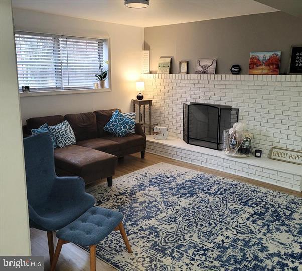 1111 ELLINGWOOD DRIVE