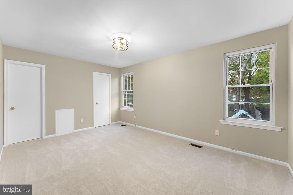 1039 PHAIR PLACE