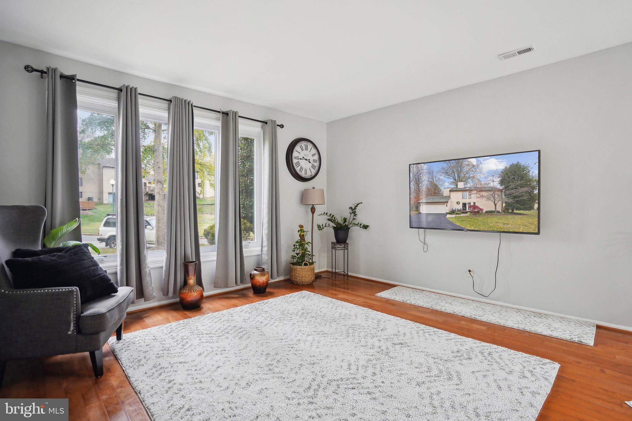 3111 COURTSIDE ROAD