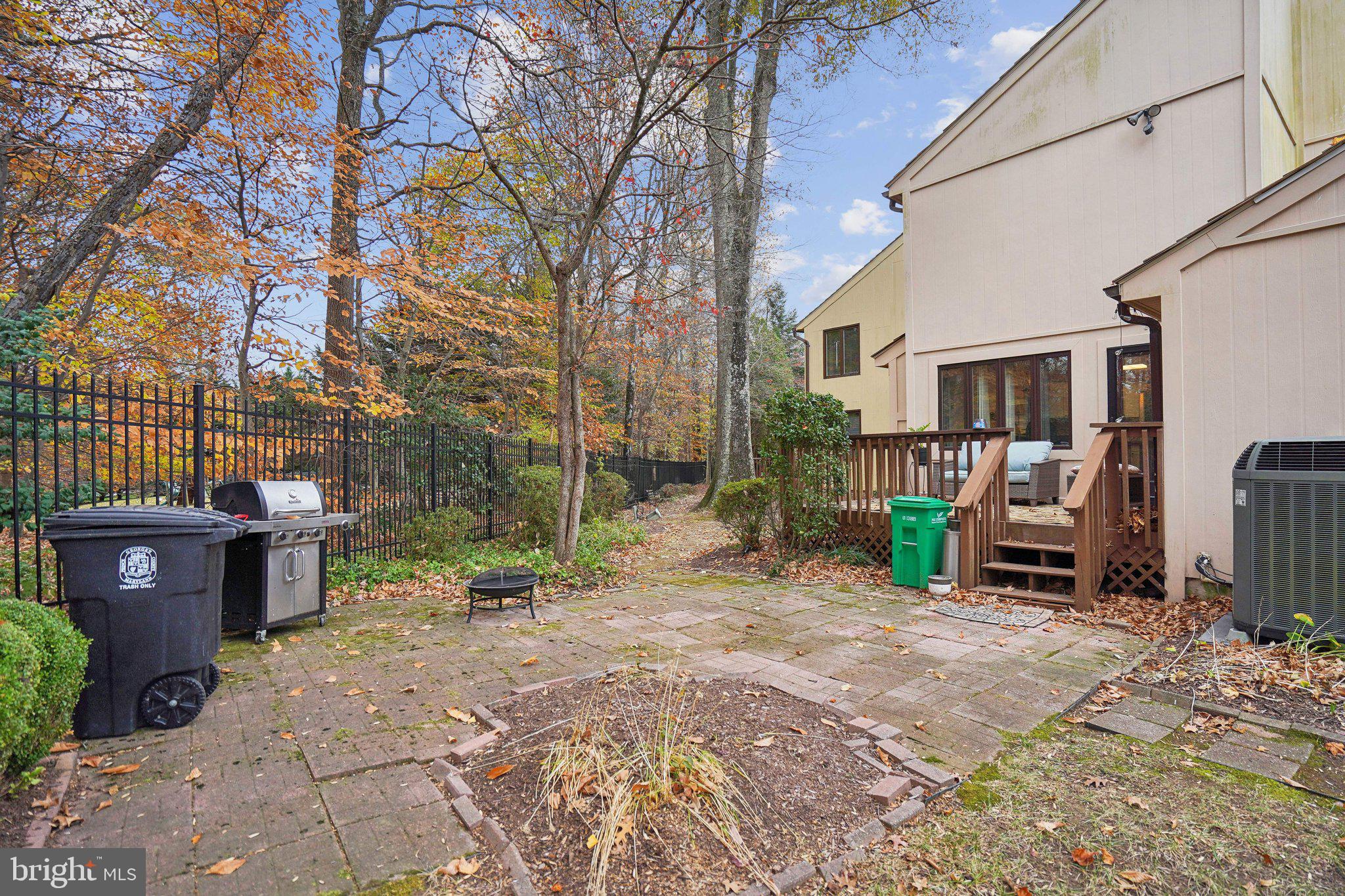 3111 COURTSIDE ROAD