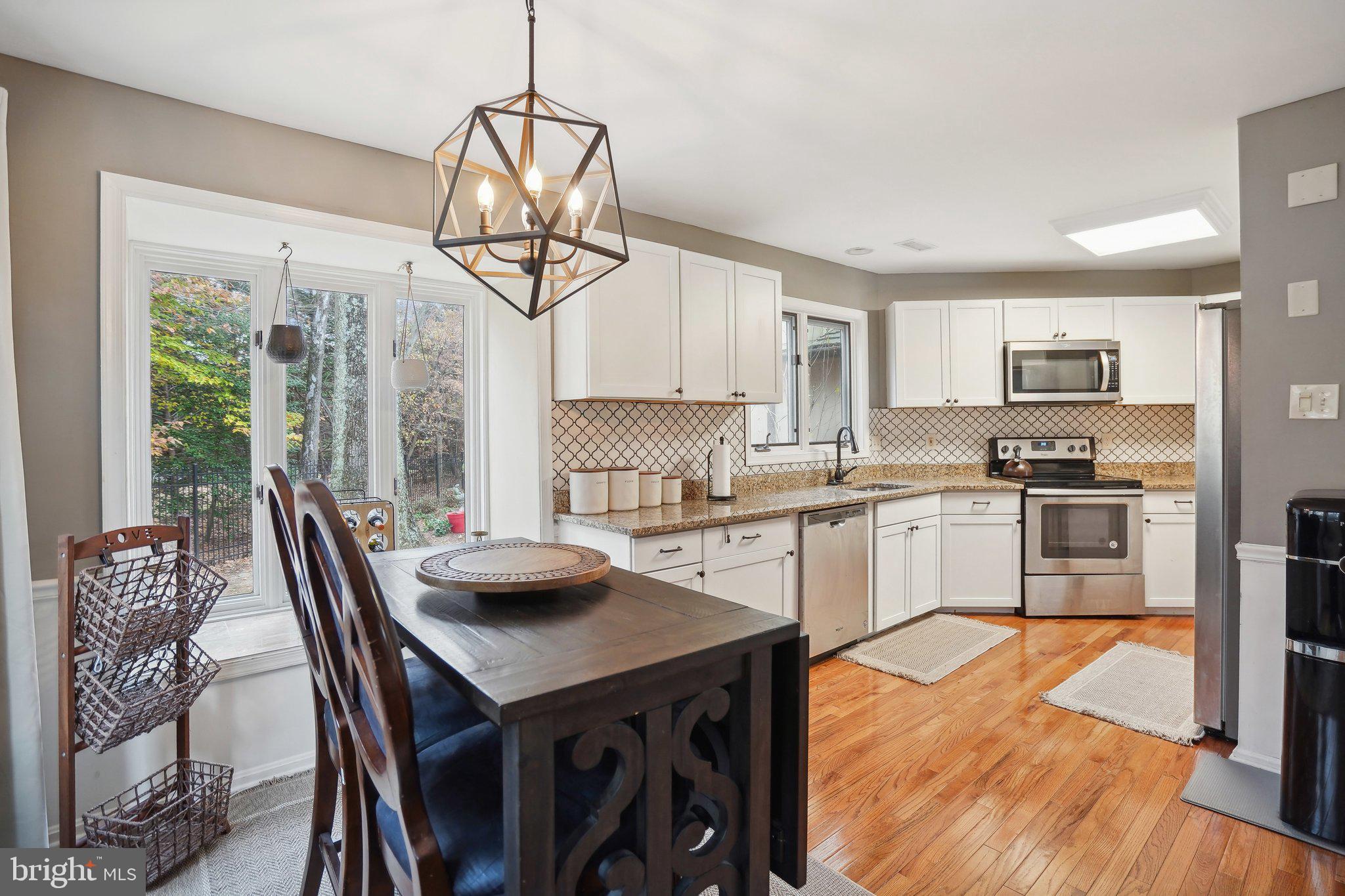 3111 COURTSIDE ROAD