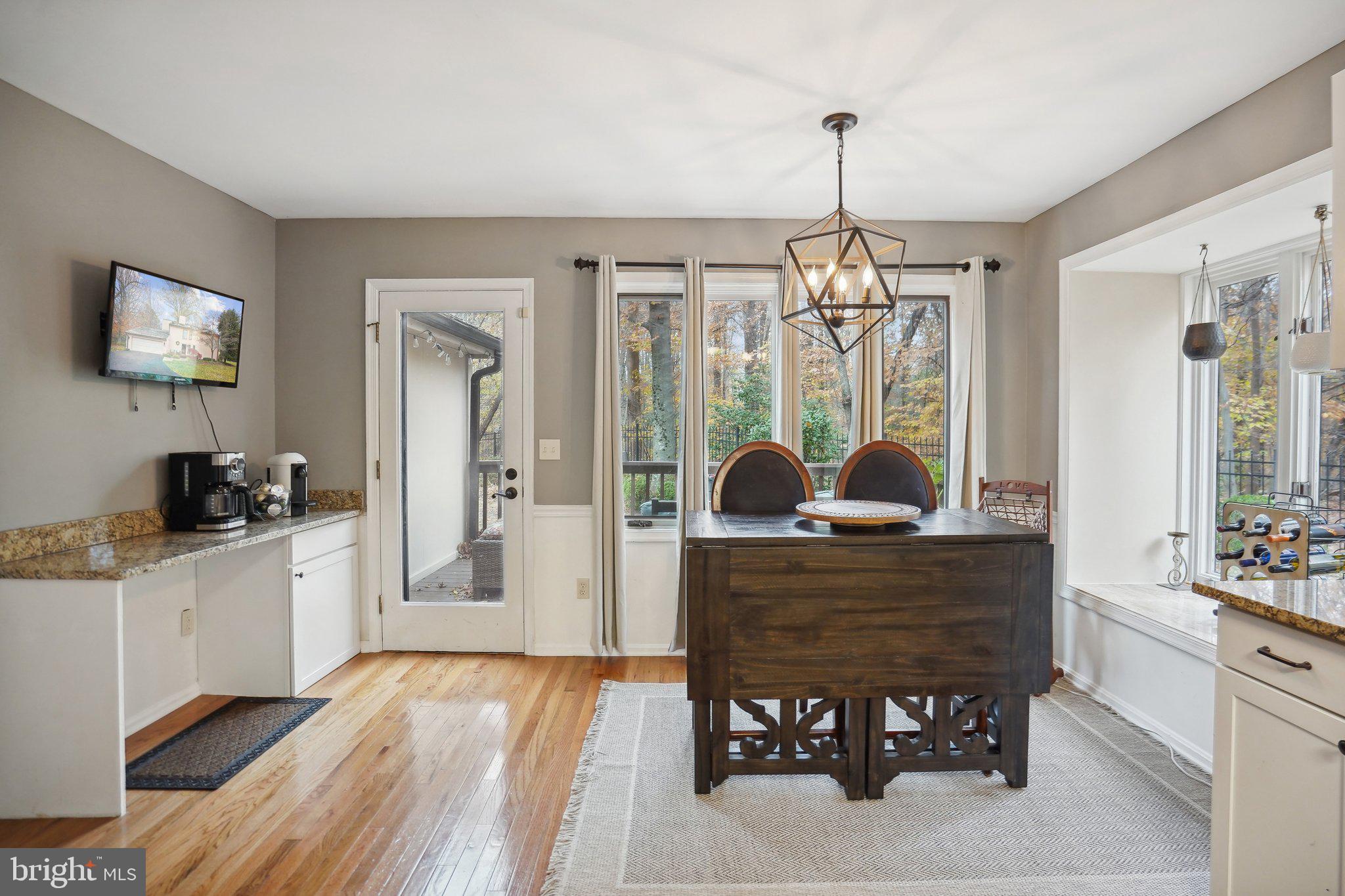 3111 COURTSIDE ROAD