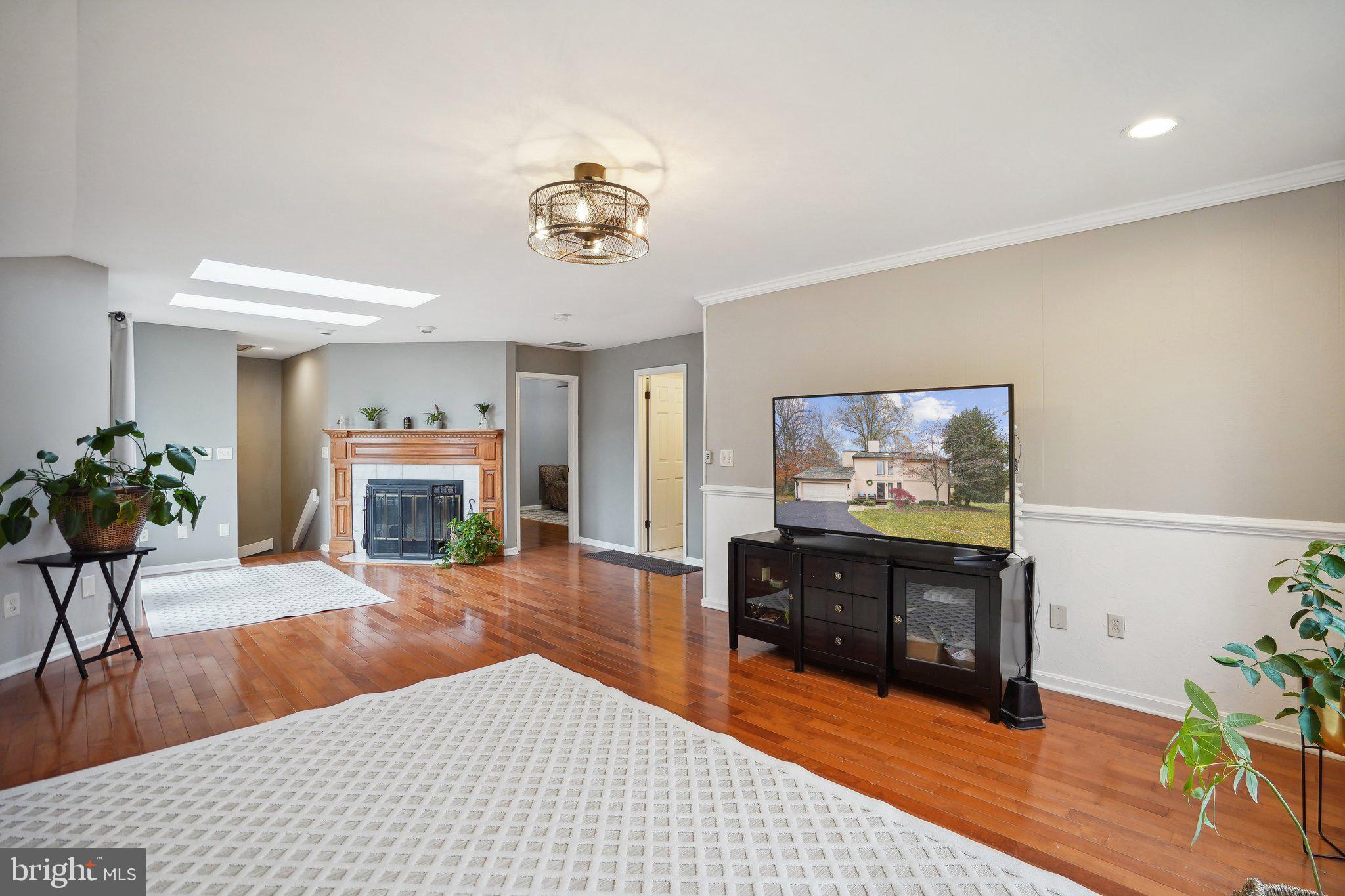 3111 COURTSIDE ROAD