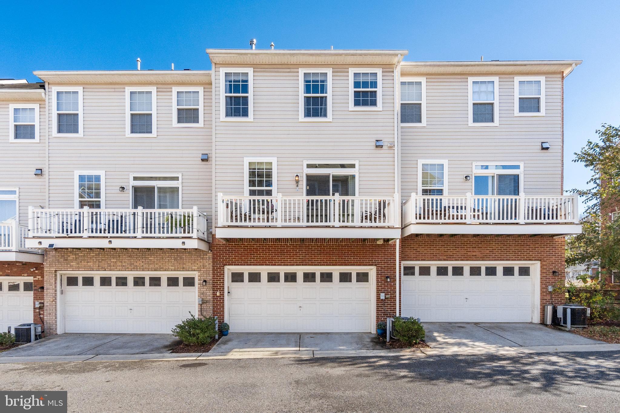 1659 SANSBURY ROAD