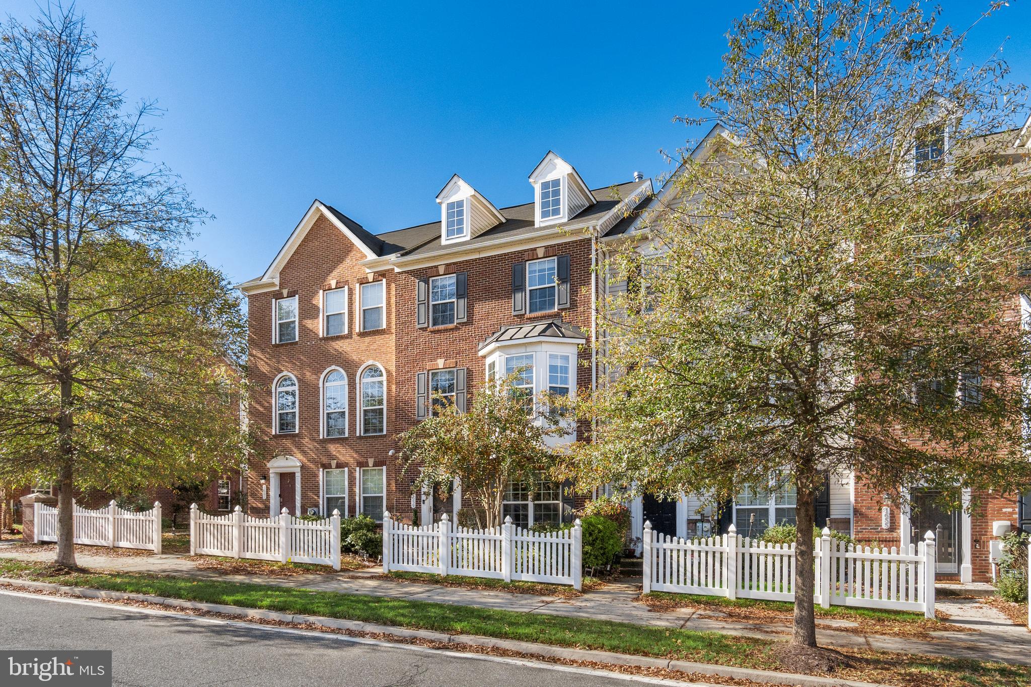 1659 SANSBURY ROAD