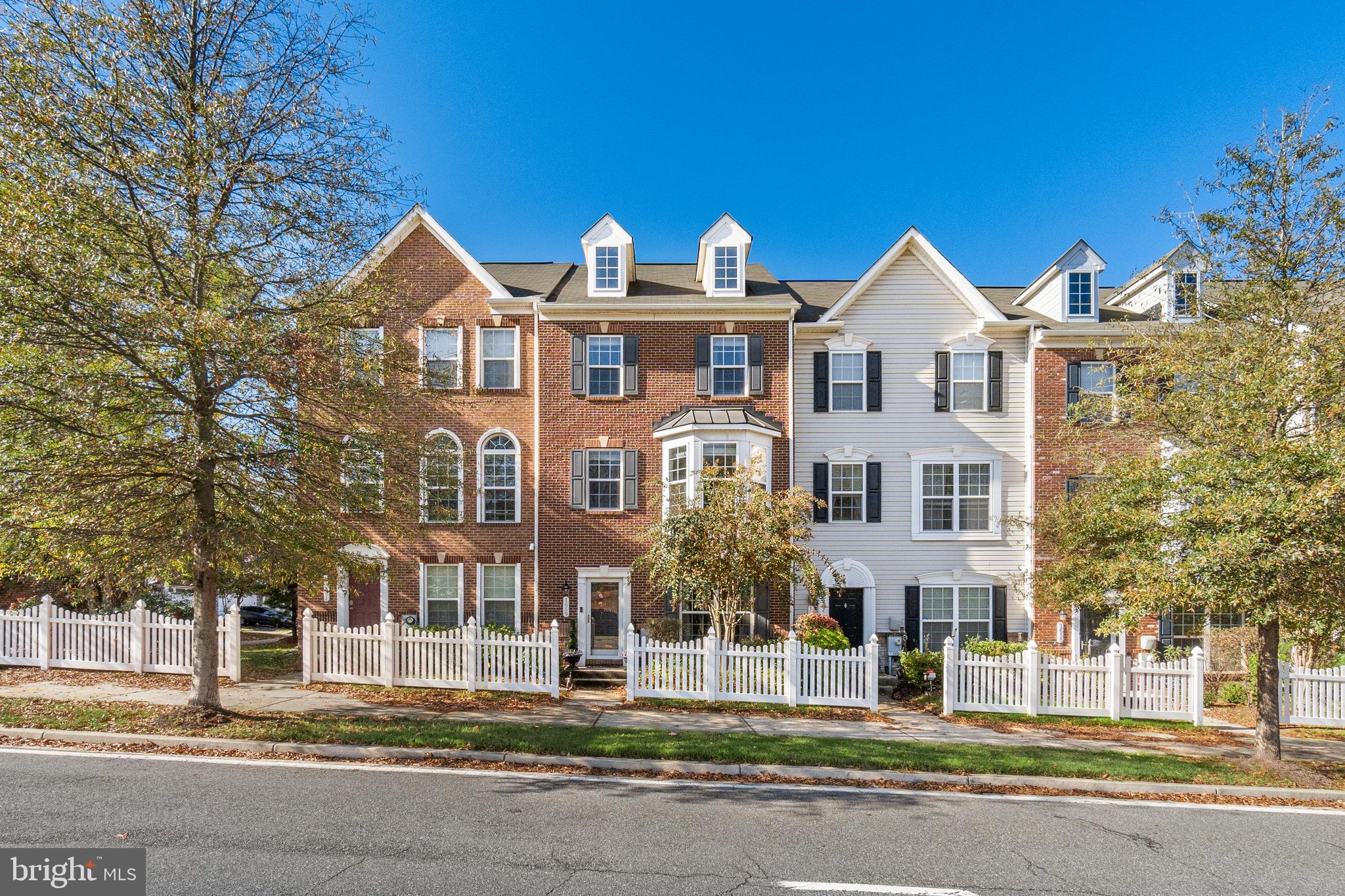 1659 SANSBURY ROAD