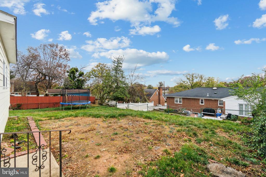 6605 KARLSON COURT