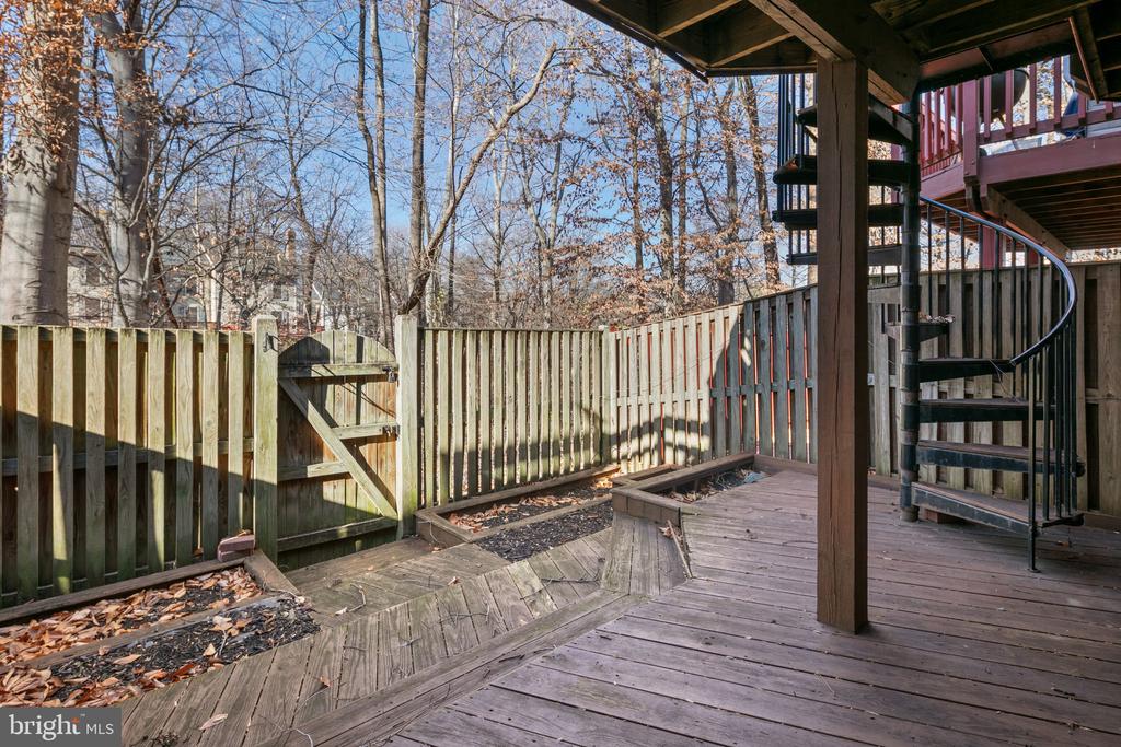 11108 SOUTHLAKES DRIVE