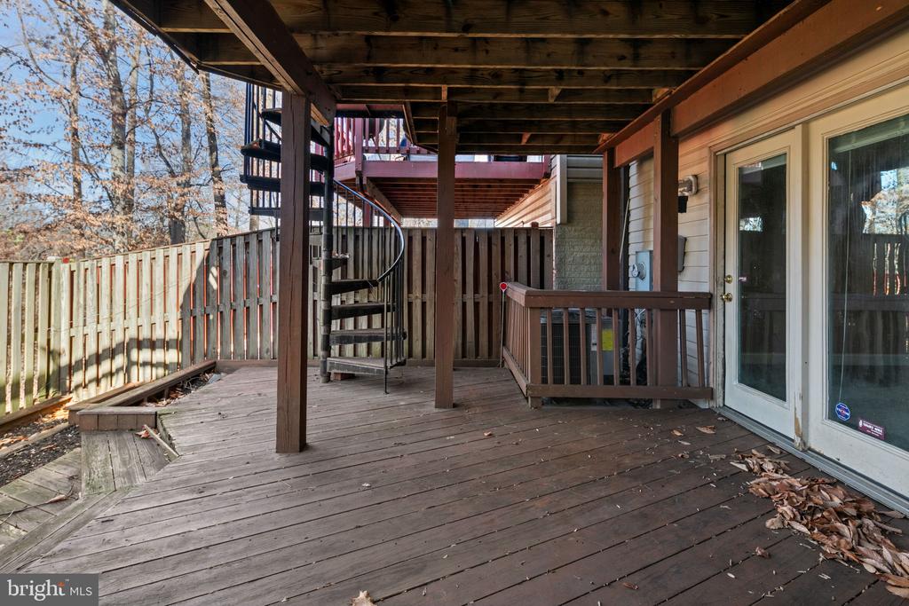 11108 SOUTHLAKES DRIVE