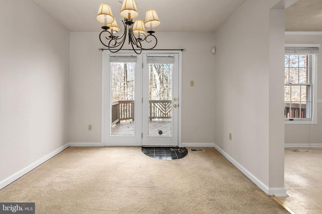 11108 SOUTHLAKES DRIVE