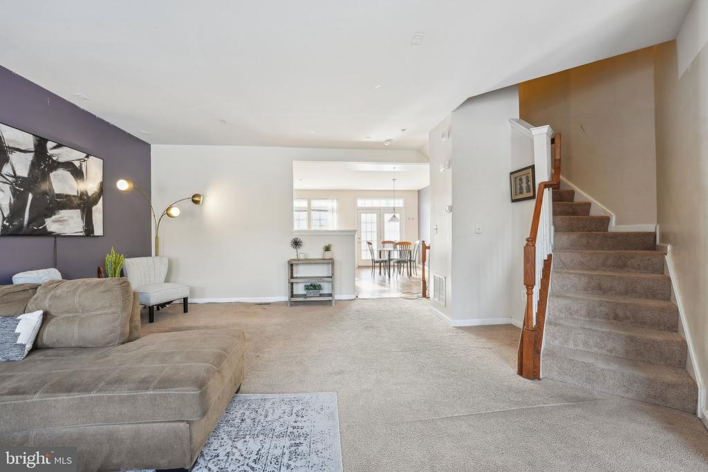 6318 SANTO PLACE