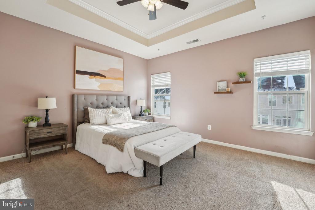 6318 SANTO PLACE
