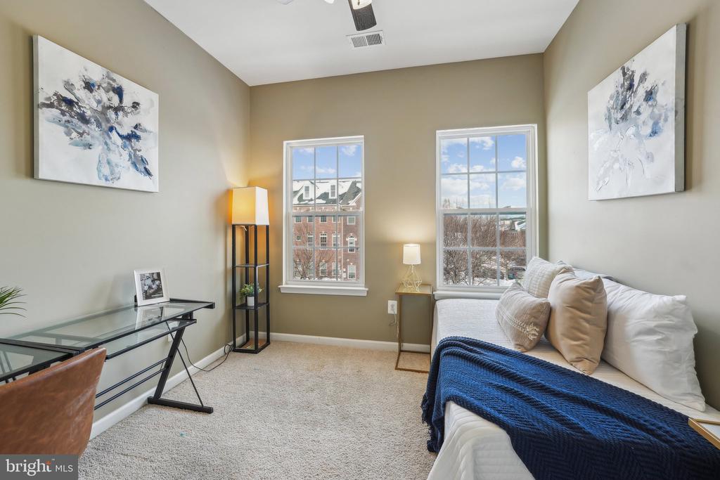 6318 SANTO PLACE