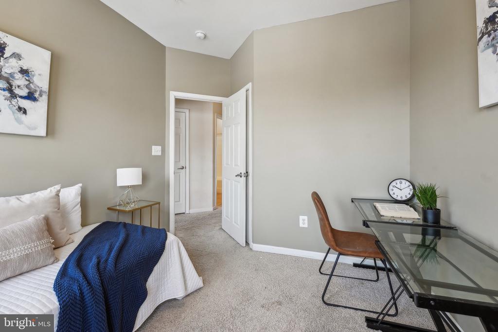 6318 SANTO PLACE