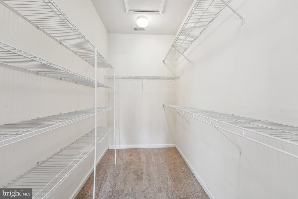 6318 SANTO PLACE