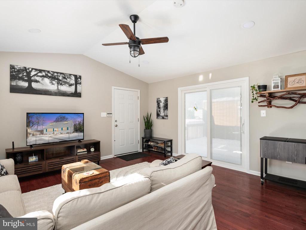 14720 CRESCENT DRIVE