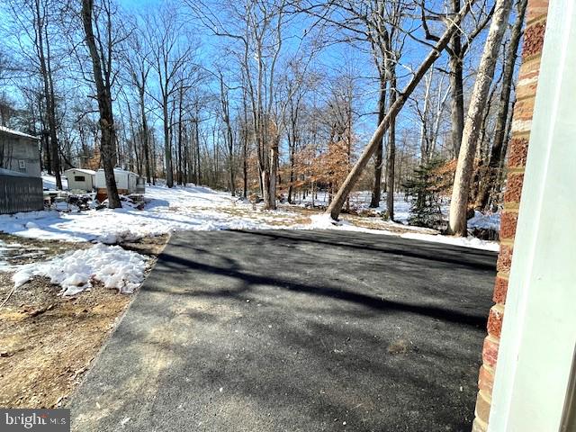 7911 COLONIAL LANE