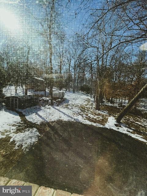 7911 COLONIAL LANE