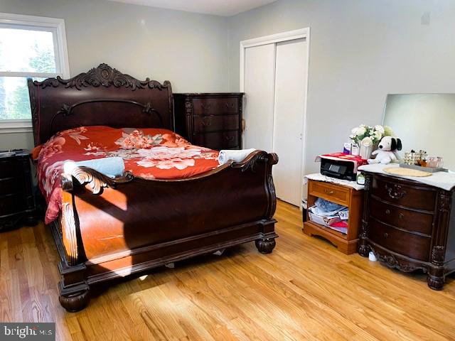 7911 COLONIAL LANE