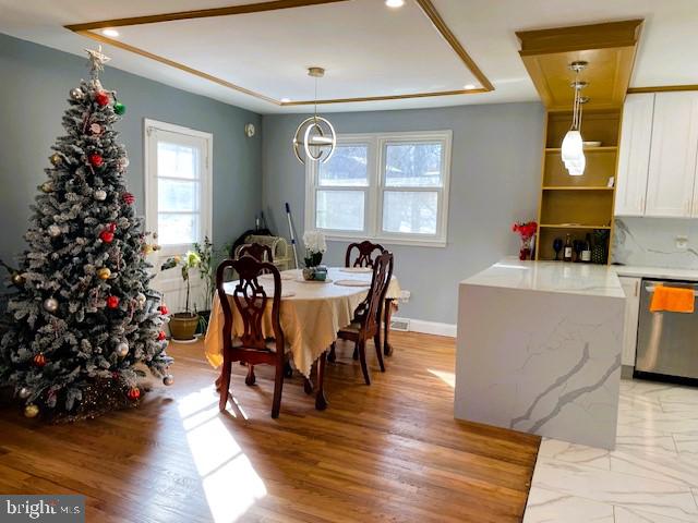 7911 COLONIAL LANE